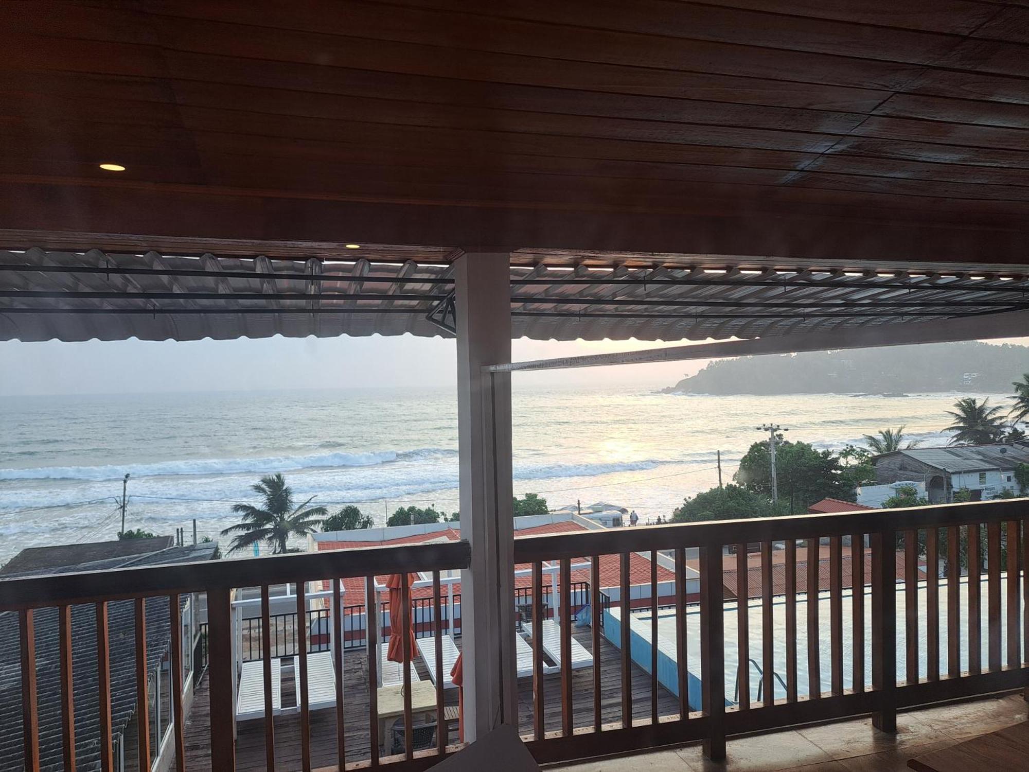 One World Mirissa Hotel Bilik gambar